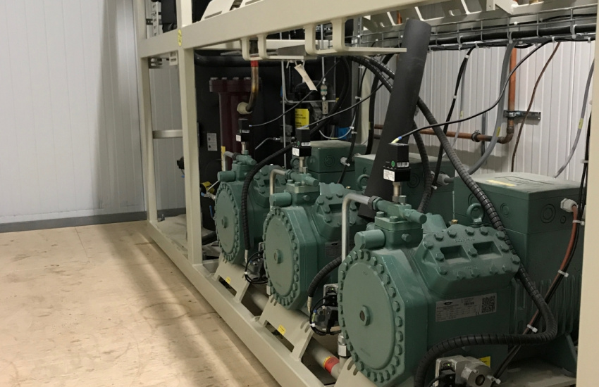 CO2 koelinstallatie in bedrijf | Huijbregts Koeltechniek